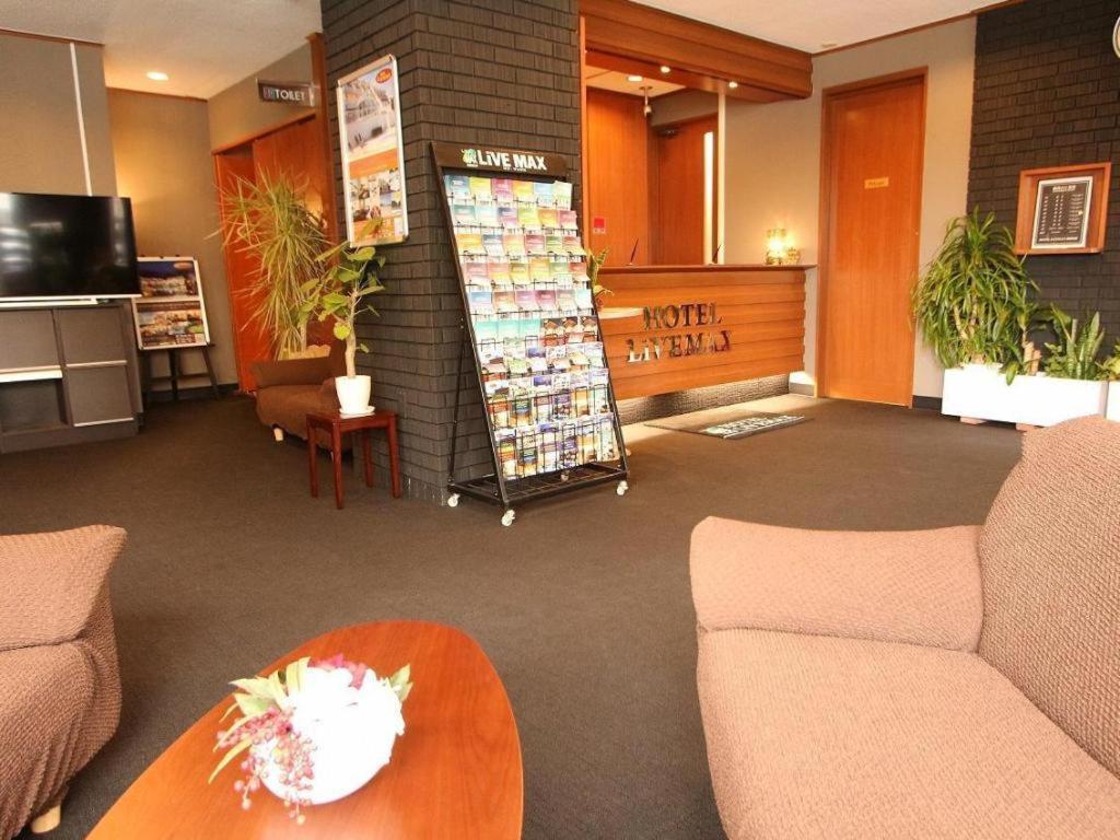 Hotel Livemax Budget Naha Tomarikou Екстер'єр фото